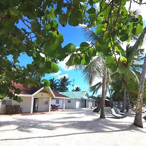 2* Hotel Saona House